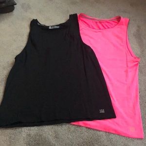 Victoria’s Secret VSX sleeveless dry fit large